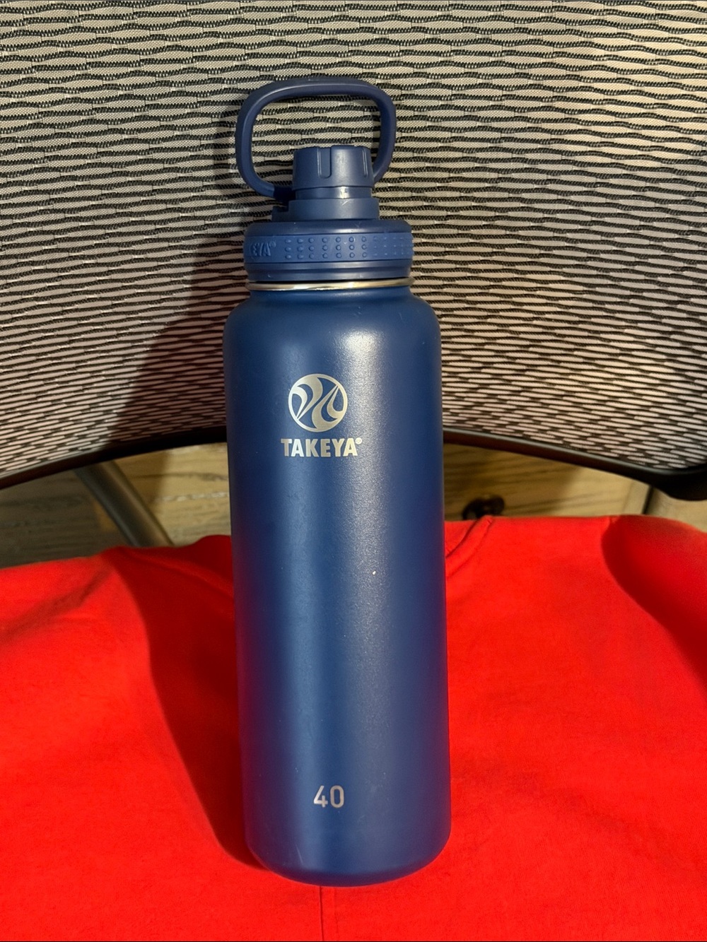 Takeya Navy Blue 40oz Insulated Bottle with Carry Handle